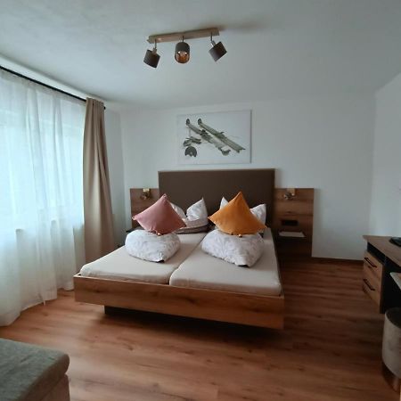 Haus Felix Apartment Pettneu am Arlberg Bagian luar foto